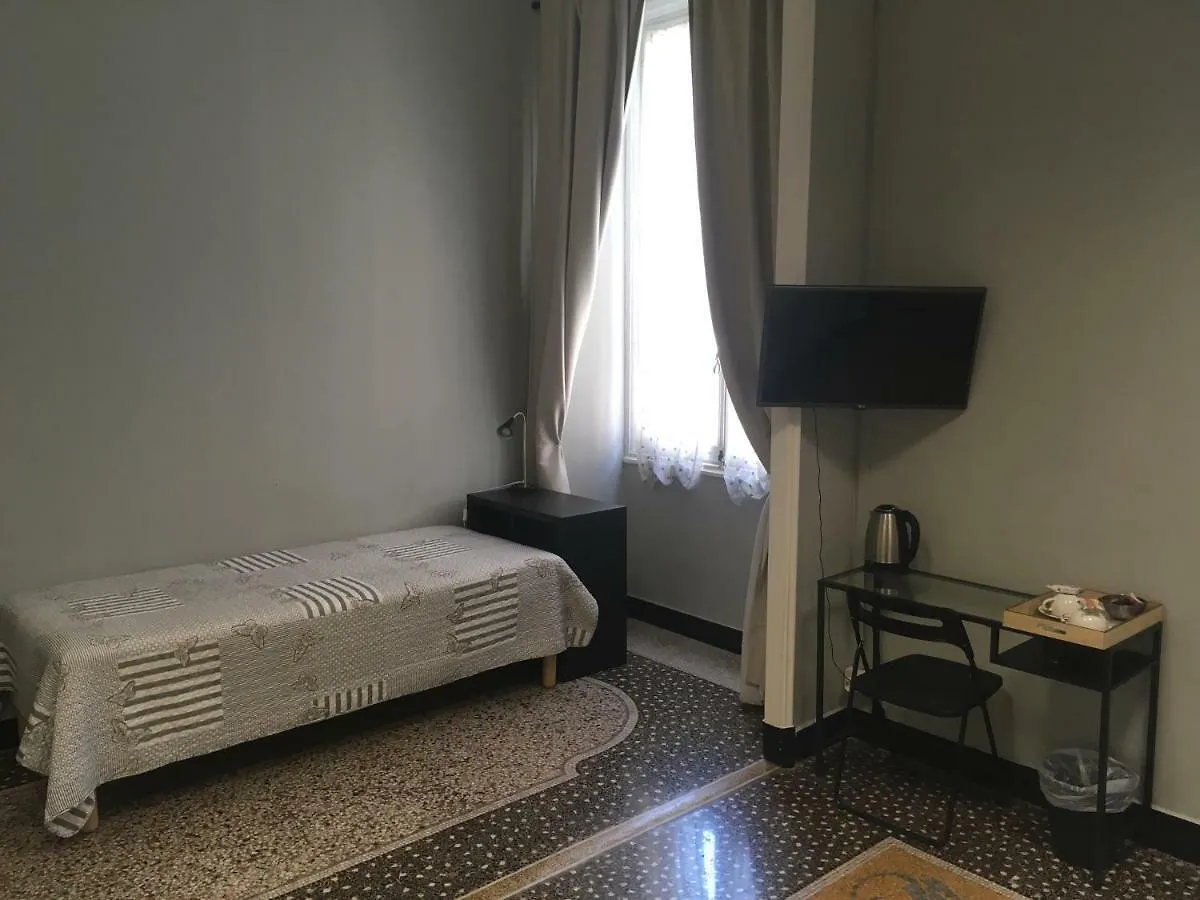 Check-Inn Rooms Genova Centro
