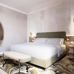 Moevenpick 4*, Bari Italien